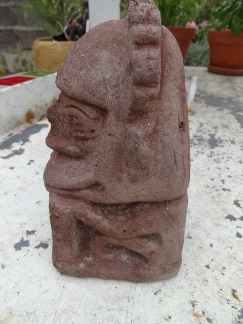 Korwar beeldje uit Nieuw Guinea, hoog ca 18 cm, Steen/keramiek, Ophalen of Verzenden, Gesneden, Indonesië