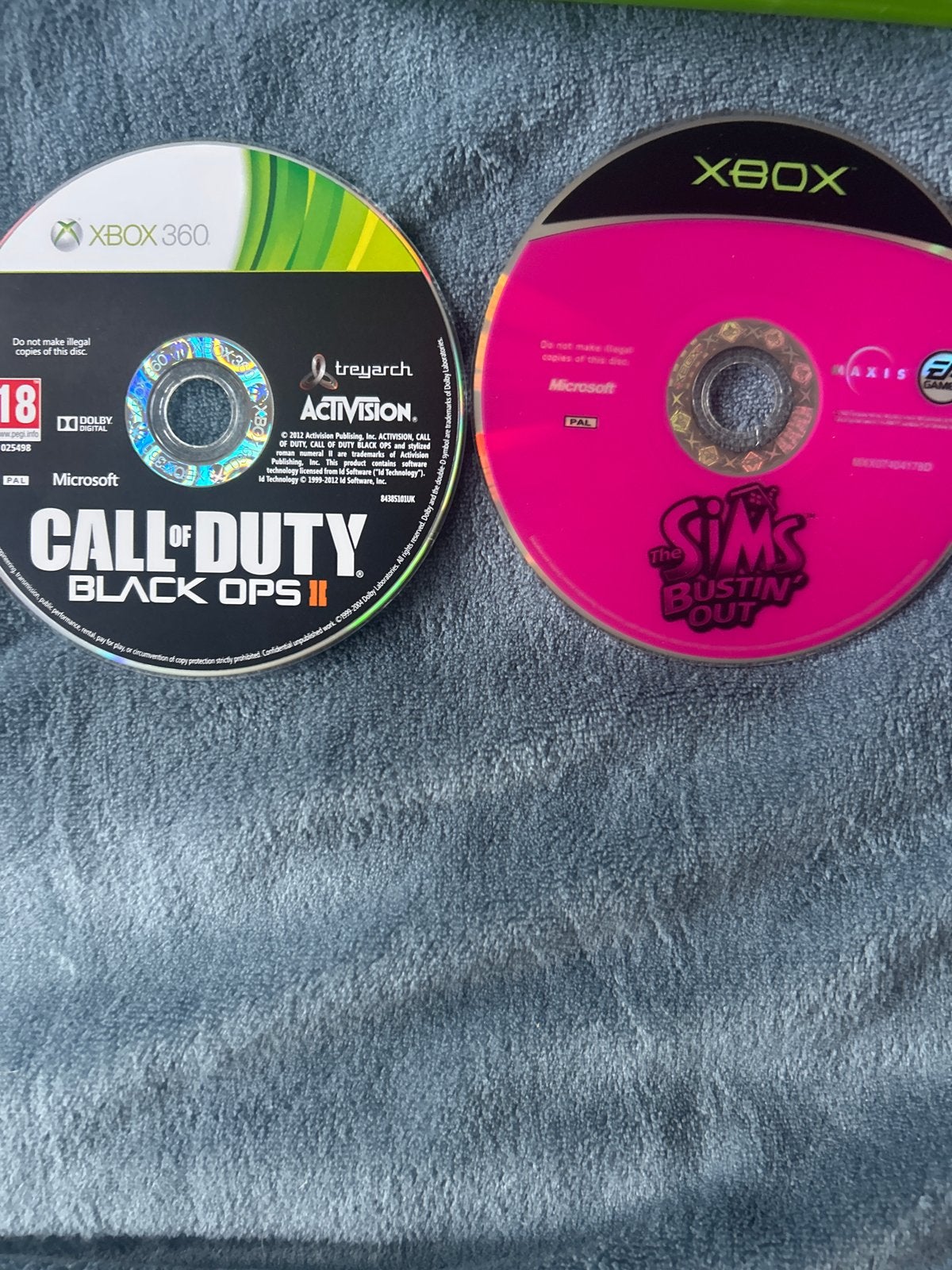 Call of Duty Black Ops II (Xbox 360) & The Sims Bustin' Out, Online, Gebruikt, Vanaf 18 jaar, Shooter