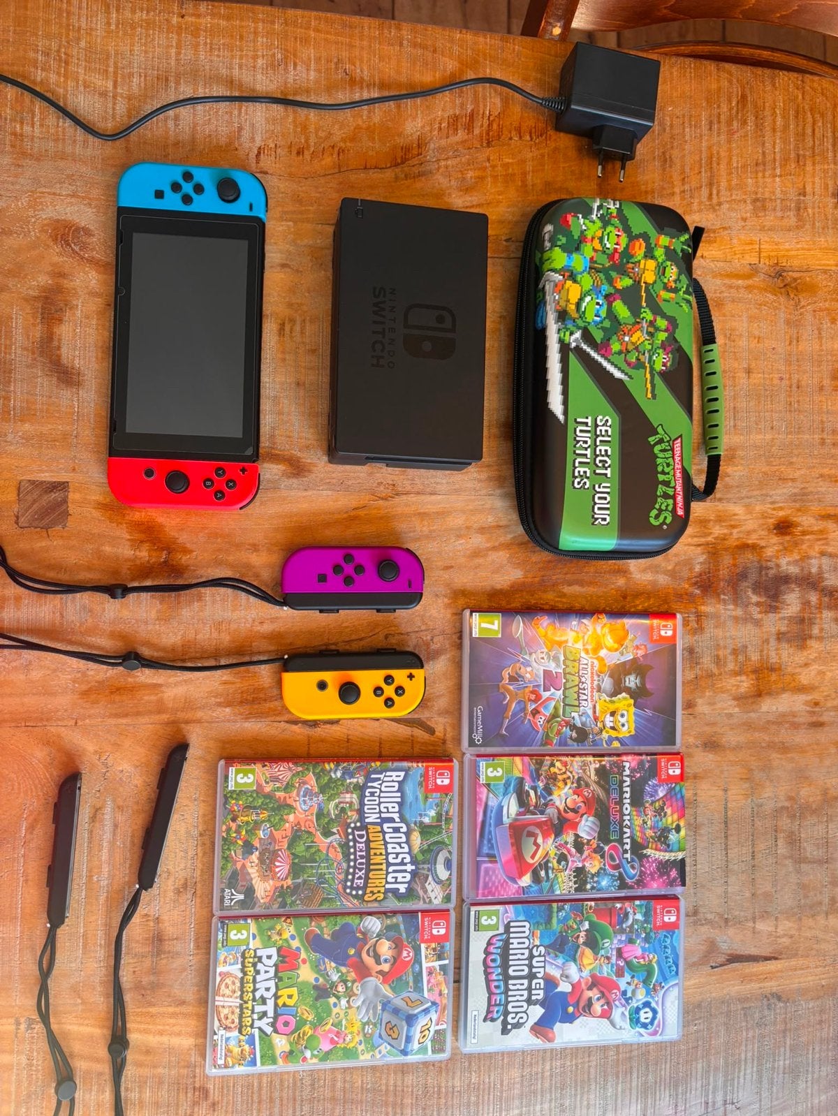 Nintendo Switch 2019 Upgrade met 5 games en extra controller, Met games, Zo goed als nieuw, Met 3 controllers of meer, Ophalen