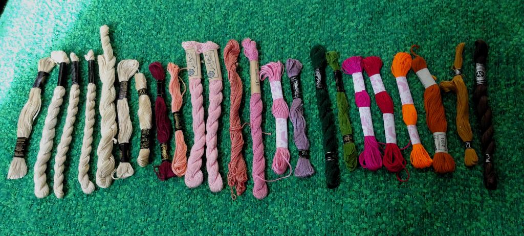 23 Strengetjes diverse borduur garens, Verzenden, Gebruikt, Handborduren, Borduurgaren of Zijde