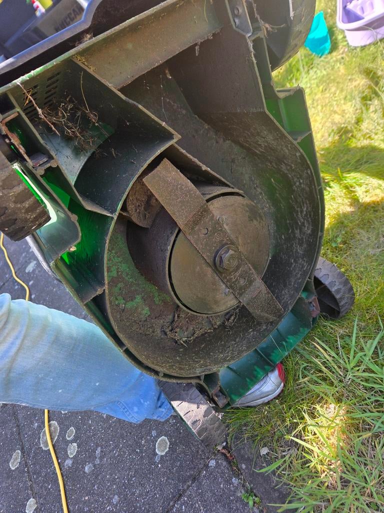 Grasmaaier te koop - Gaat weg wegens verhuizing, Tuin en Terras, Grasmaaiers, Cirkelmaaier, Gebruikt, Elektrische grasmaaier, Ophalen of Verzenden