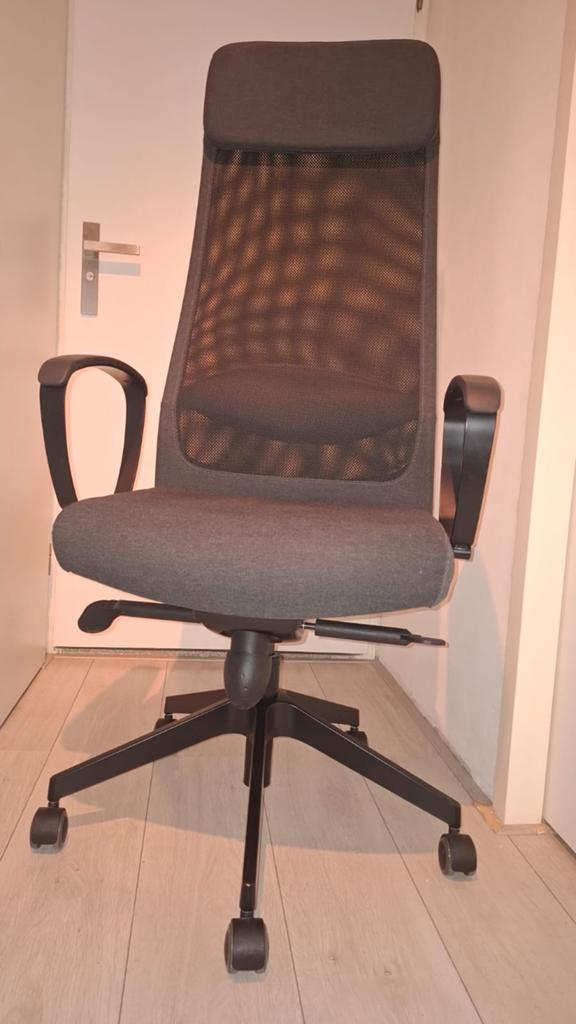 Ergonomische Bureaustoel Ikea- Grijs met Nethoogte, Huis en Inrichting, Bureaustoelen, Ophalen of Verzenden, Zo goed als nieuw