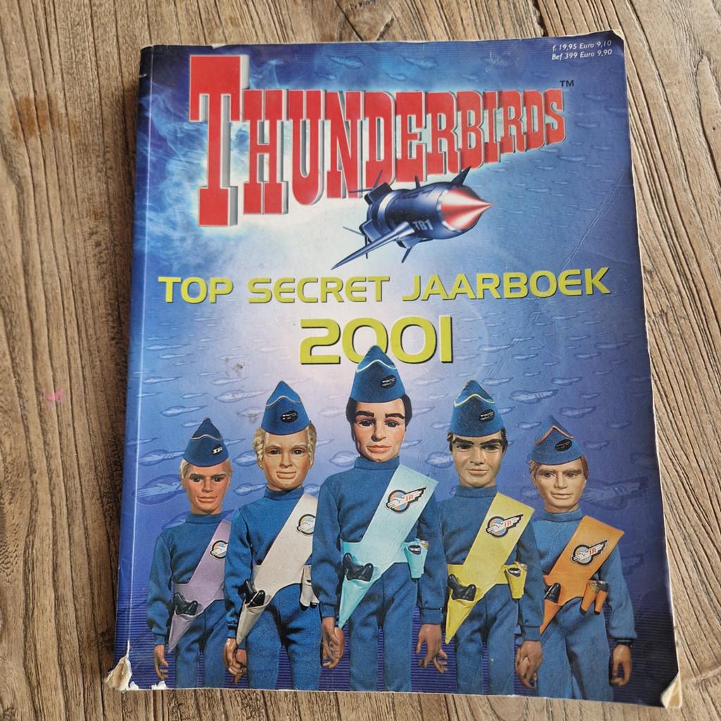 Thunderbirds Top Secret Jaarboek 2001 - Leesboek, Boeken, Stripboeken, Eén stripboek, Ophalen of Verzenden, Gelezen, Gerry Anderson