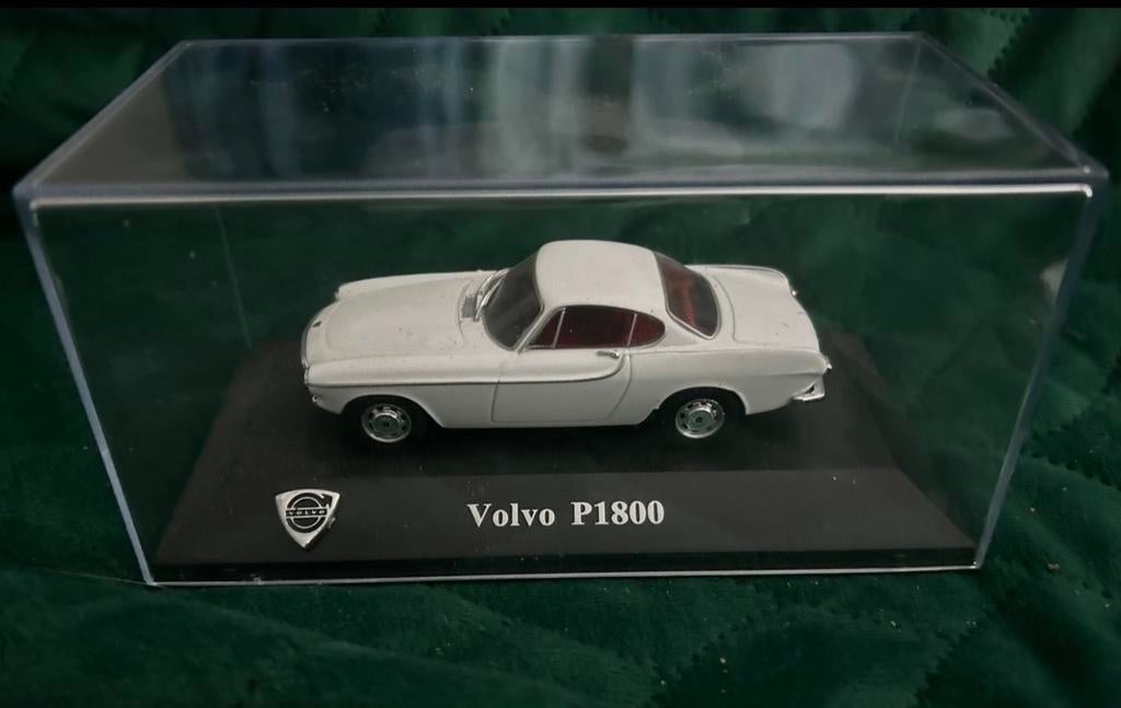 Volvo P1800 modelauto in vitrine, Ophalen of Verzenden, Zo goed als nieuw, Auto, Overige merken
