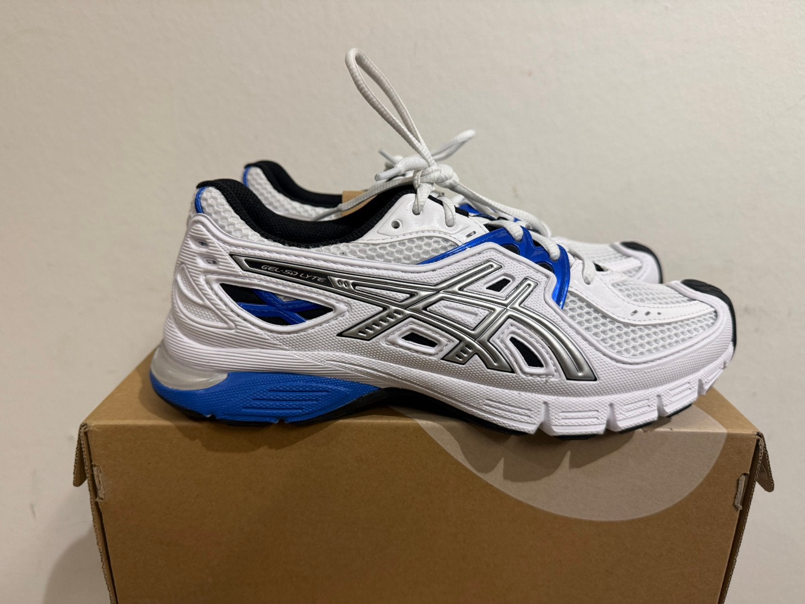 Te koop nieuwe Asics Gel Sd Lyte white black maat 40.5, Postlaan 3, Wit, Nieuw, Ophalen of Verzenden