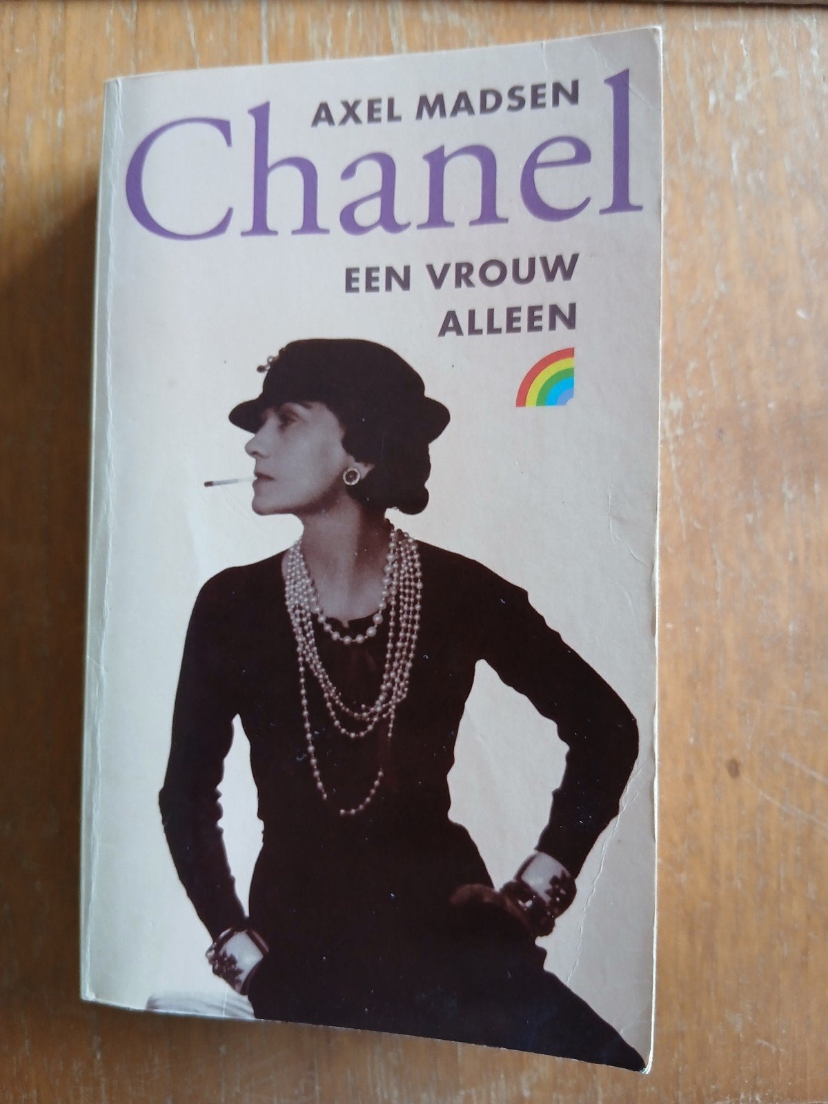 Chanel: Een Vrouw Alleen - Axel Madsen (Rainbow Pocketboek), Ophalen of Verzenden, Gelezen, Axel Madsen, Overige