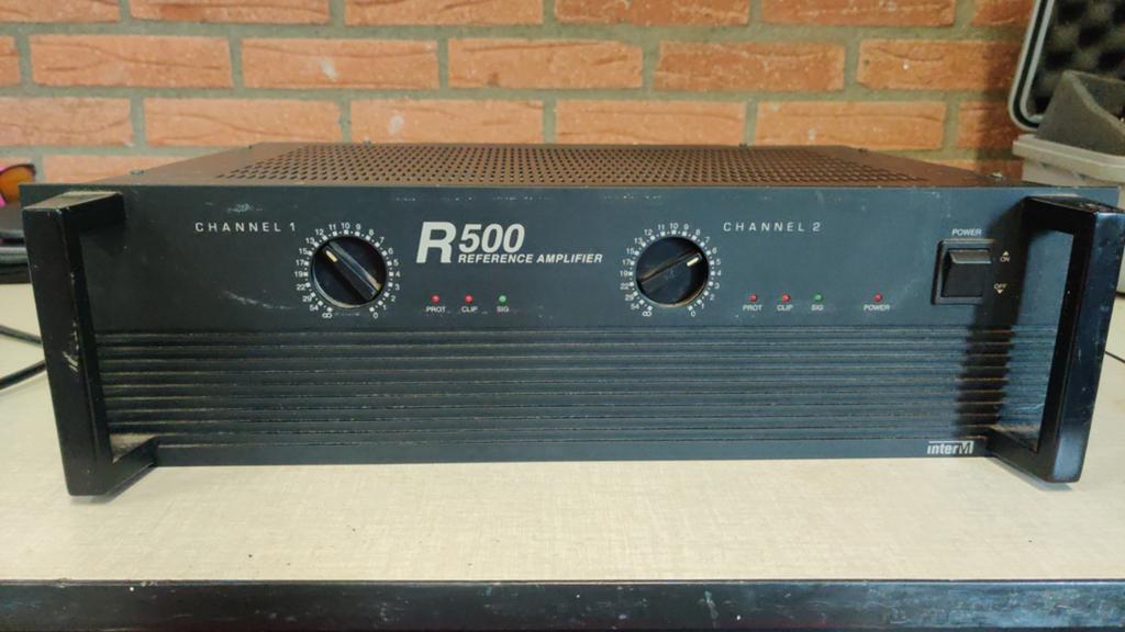 Inter-M R500 2 x 250W gebalanceerde versterker, Ophalen of Verzenden, Gebruikt, Minder dan 500 watt