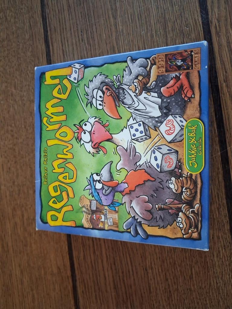 Regenwormen Spel - Leuk dobbelspel voor jong en oud!, Vijf spelers of meer, Ophalen of Verzenden, Gebruikt, 999 Games