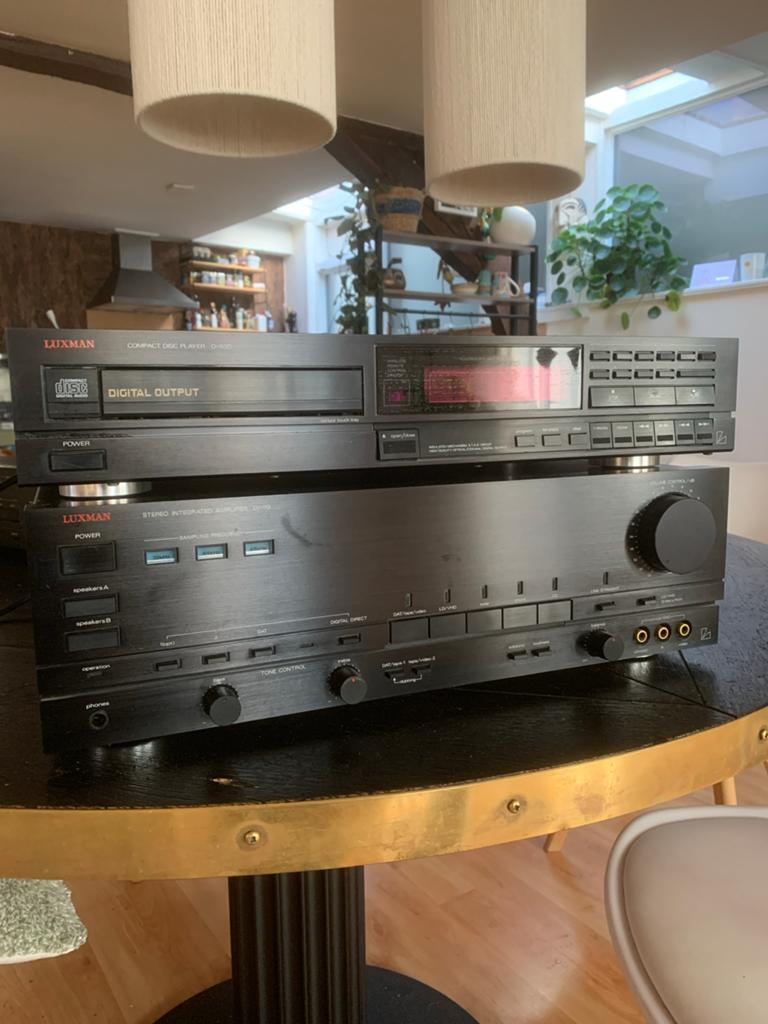 Luxman D-113D CD-speler en LV-113 Versterker Set, Audio, Tv en Foto, Versterkers en Receivers, Gebruikt, 60 tot 120 watt, Stereo