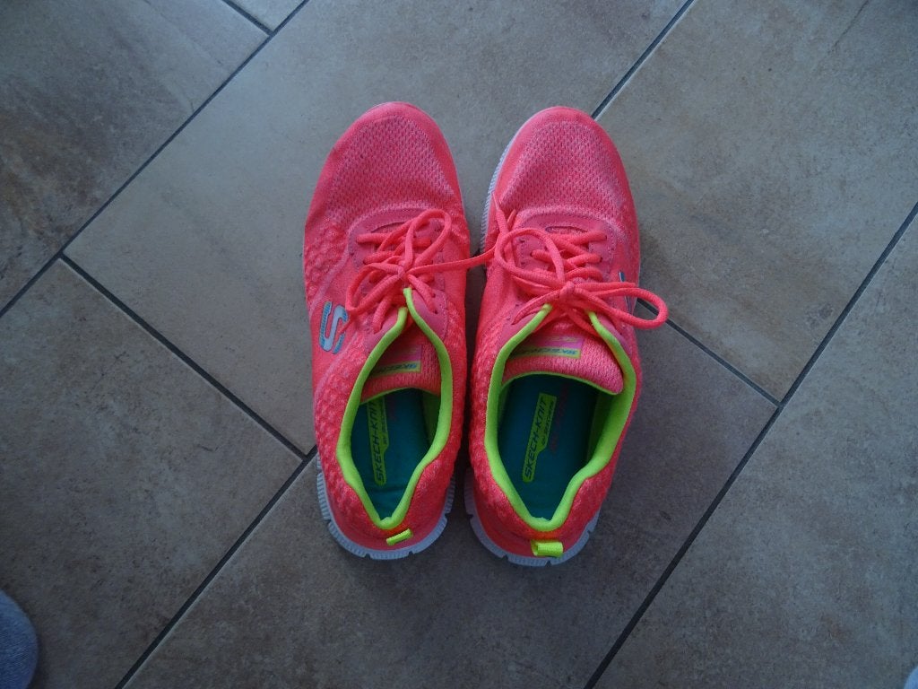 dames roze schoenen  maat 40 gratis, Ophalen, Overige typen, Zo goed als nieuw, Roze