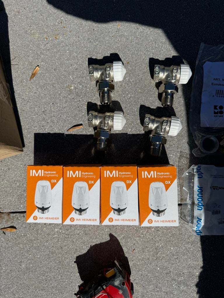 IMI Heimeier DX thermostaatkoppen & Uponor koppelingen, Ophalen of Verzenden, Nieuw