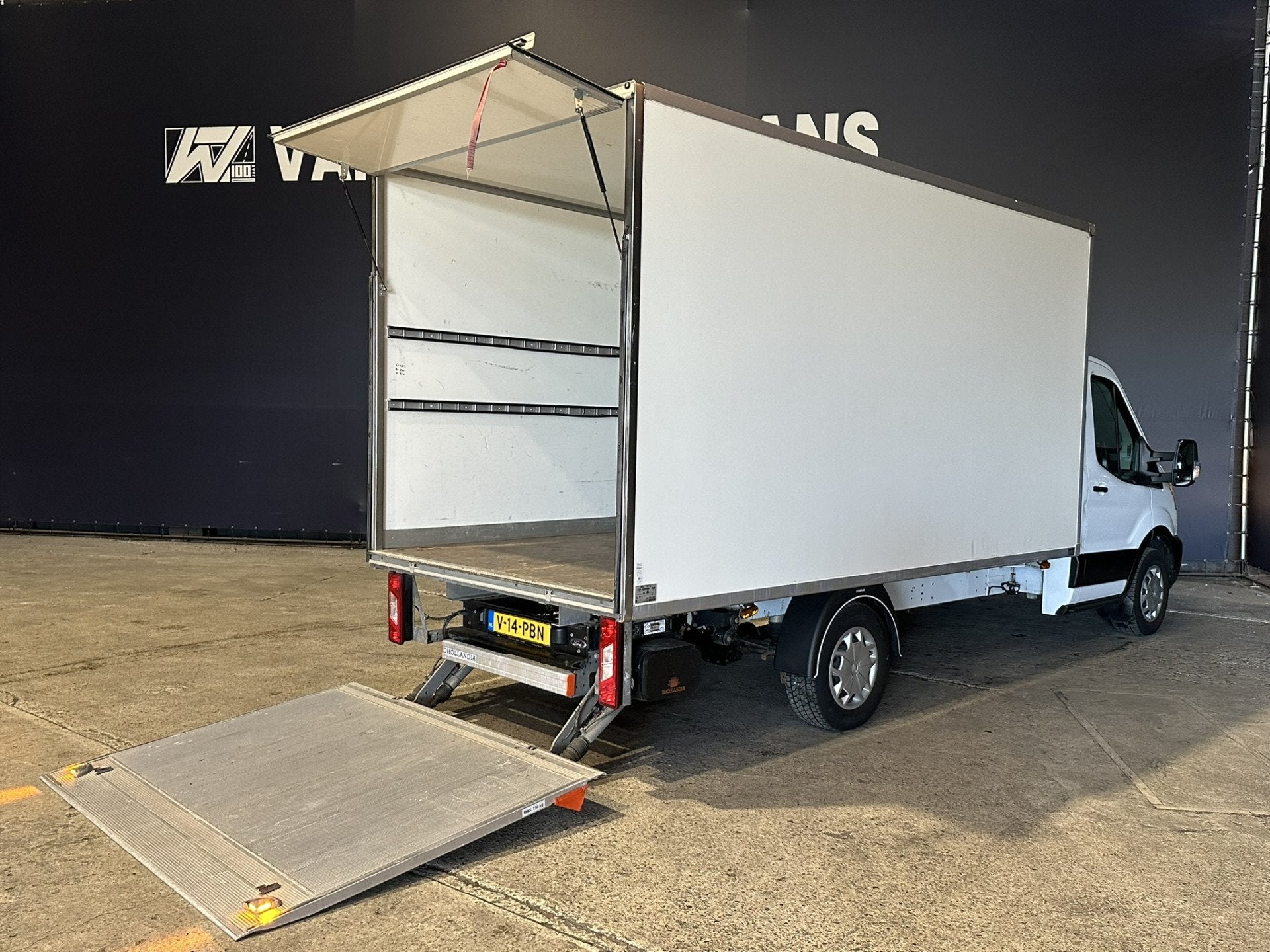 Ford Transit 2.0 TDCI 131pk Bakwagen Laadklep Euro6 Airco |, Voorwielaandrijving, Stof, 4 cilinders, Bluetooth