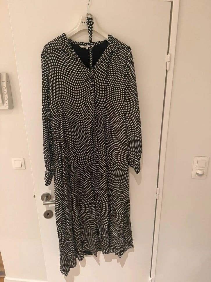 Lange jurk Xandres maat 40 grafische print zwart wit, Kleding | Dames, Maat 38/40 (M), Zwart, Ophalen of Verzenden, Zo goed als nieuw
