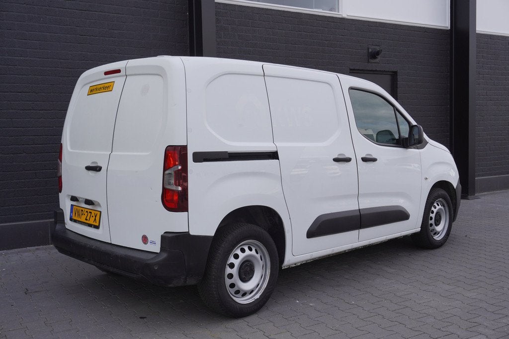 Peugeot Partner 1.5 BlueHDI 130PK Automaat EURO 6 - Airco -, Gebruikt, 4 cilinders, Bedrijf, Diesel