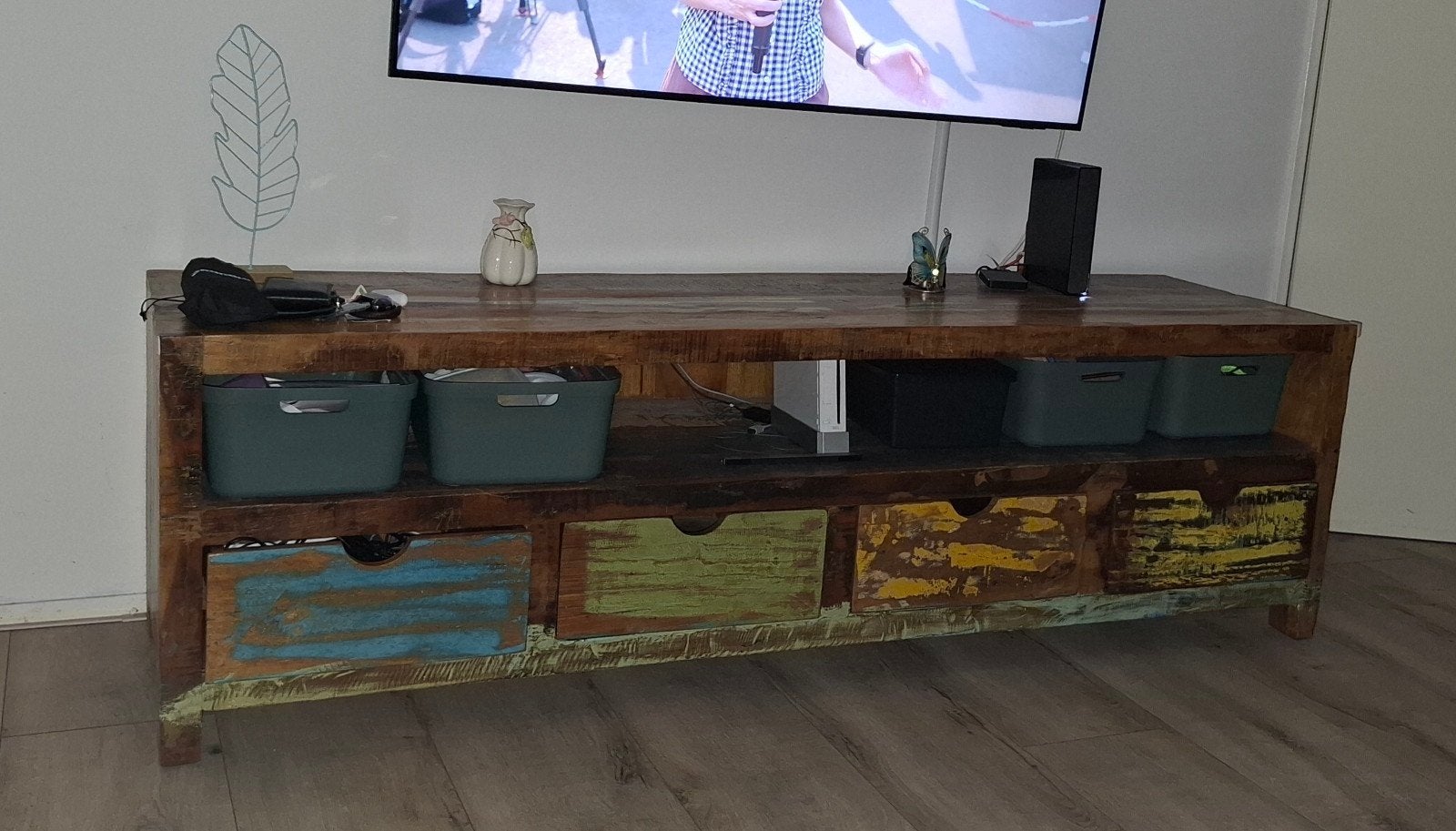 TV meubel/dressoir van gerecycled hout, Ophalen, Gebruikt, 150 tot 200 cm, Minder dan 100 cm