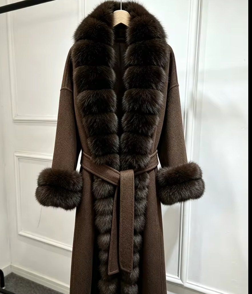 Luxe Bruine Wollen Jas met Bontkraag en Manchetten, Ophalen of Verzenden, Nieuw, Maat 38/40 (M), Bruin