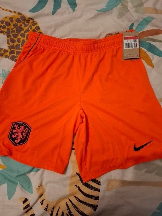 Nederland Nike knvb uit voetbal broekje L orgineel, Kleding | Dames, Huispakken, Maat 42/44 (L), Nike, Nieuw, Oranje