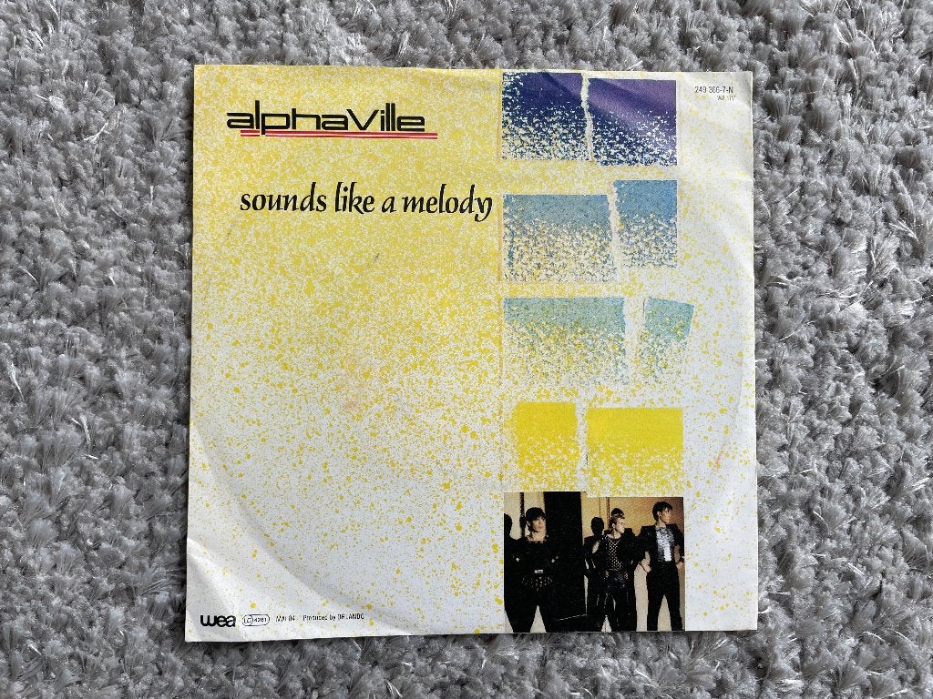 Single, alpha ville, sounds like a melody, Ophalen of Verzenden, Gebruikt, Pop
