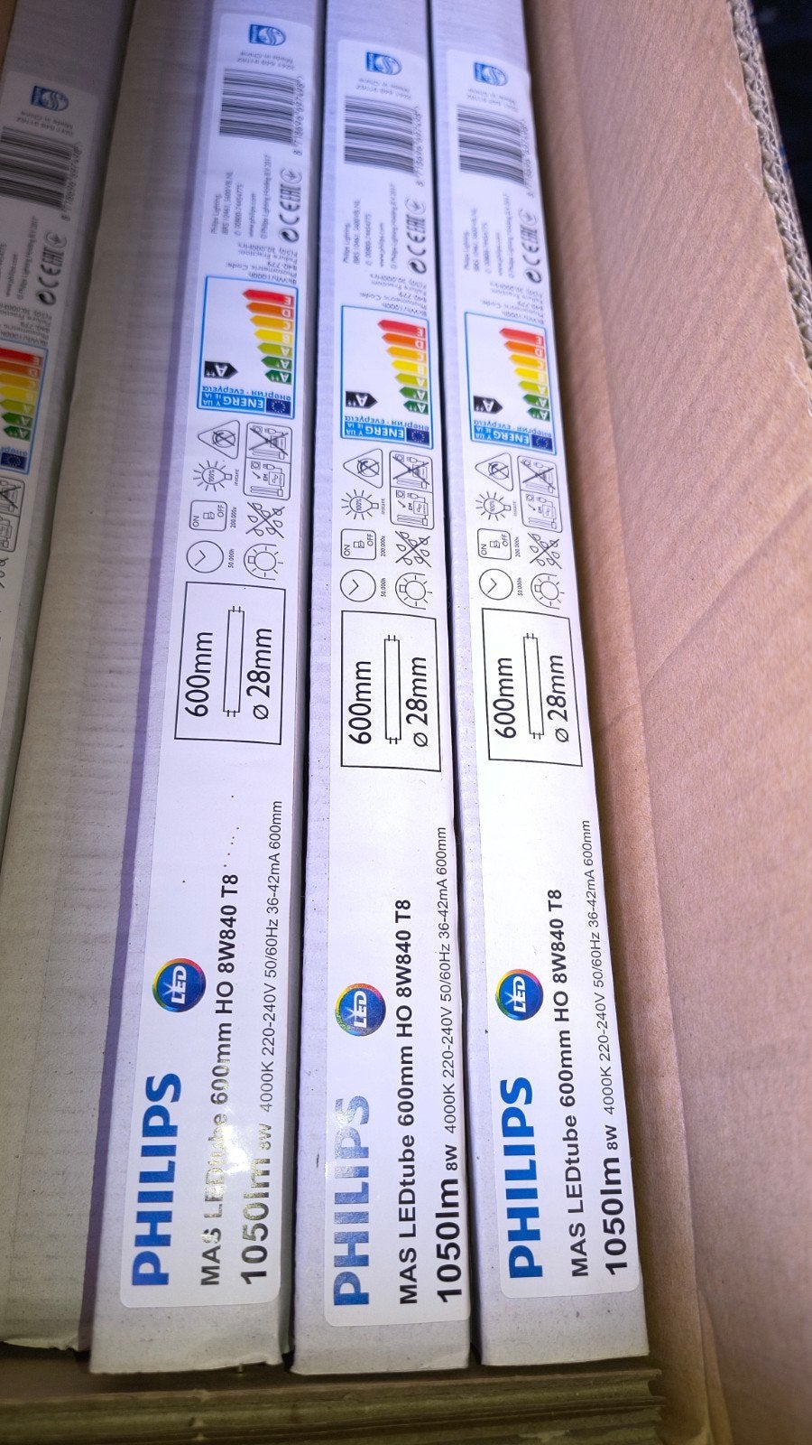 Philips LED TL buis 8W 60cm - 48 stuks, Ophalen of Verzenden, Nieuw
