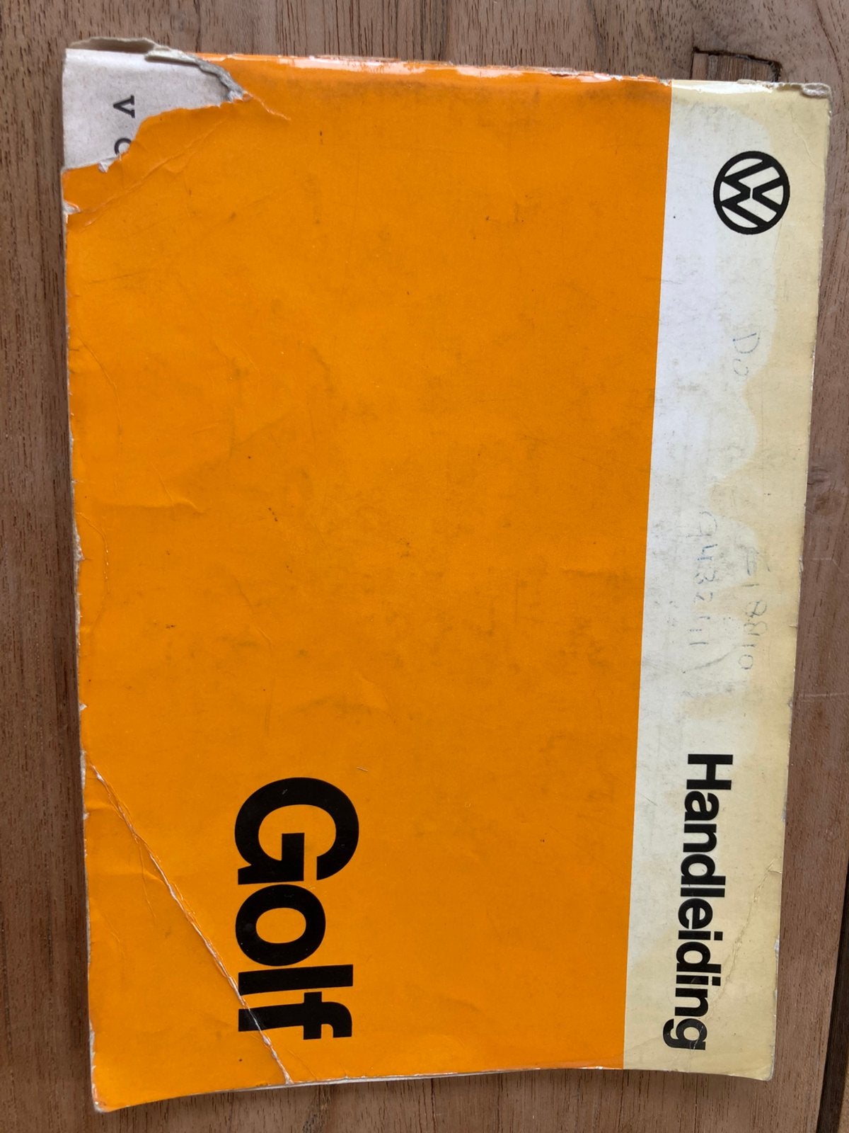 Vw Golf instructieboeken, 1974 en 1986 en folders, Ophalen