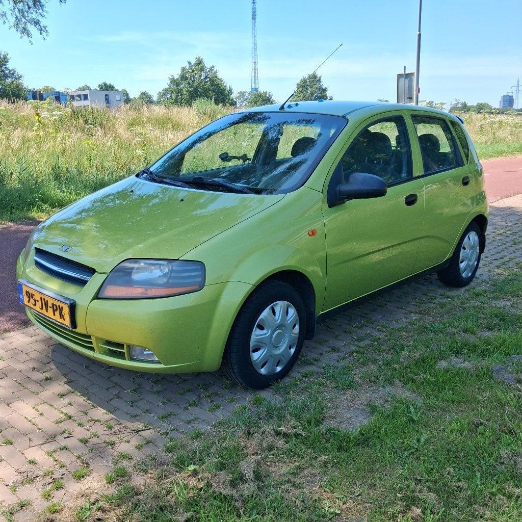 Daewoo Kalos 1.4 2002 Groen, Auto's, Daewoo, 40 €/maand, 4 cilinders, Kalos, Origineel Nederlands