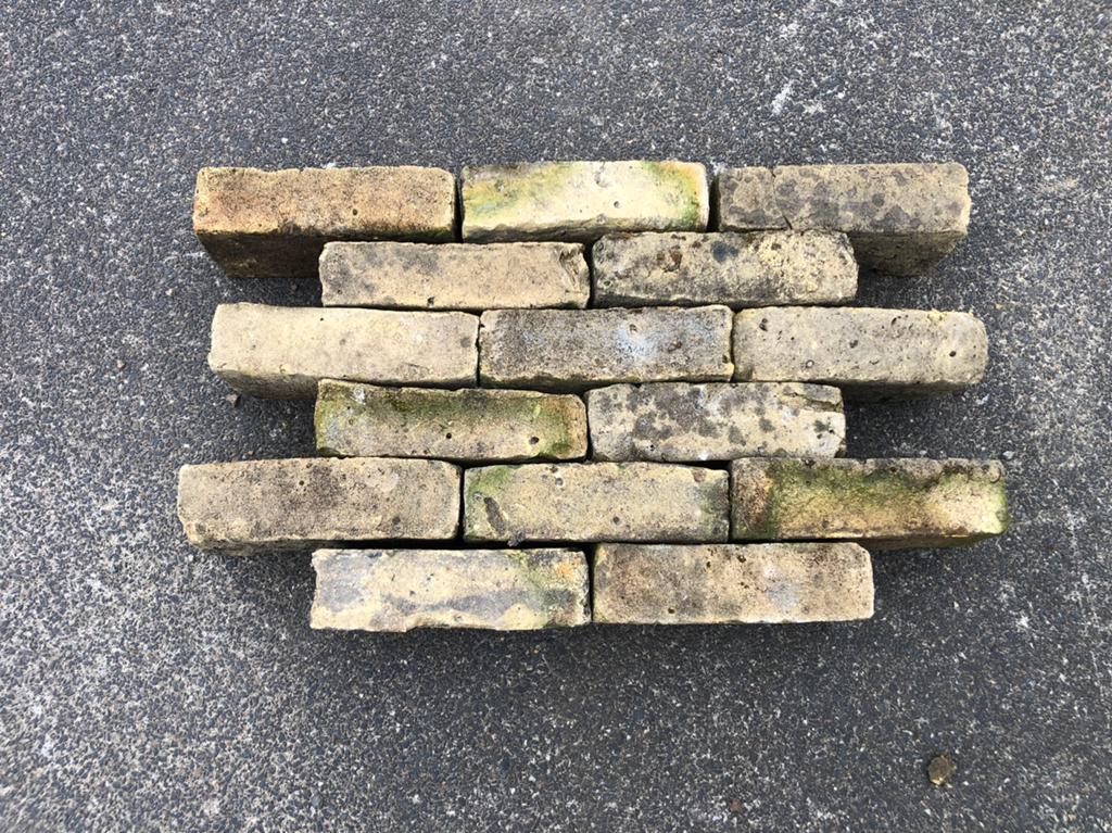 Aanbieding: oude ijsseltjes ijsselstenen metselstenen geel, Ophalen, Zo goed als nieuw, Bakstenen