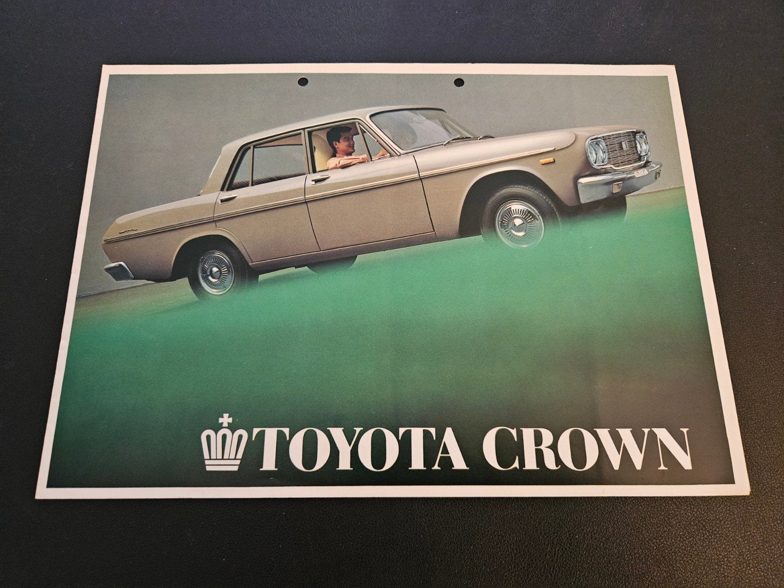 Brochure Toyota Crown, Ophalen of Verzenden, Zo goed als nieuw, Toyota