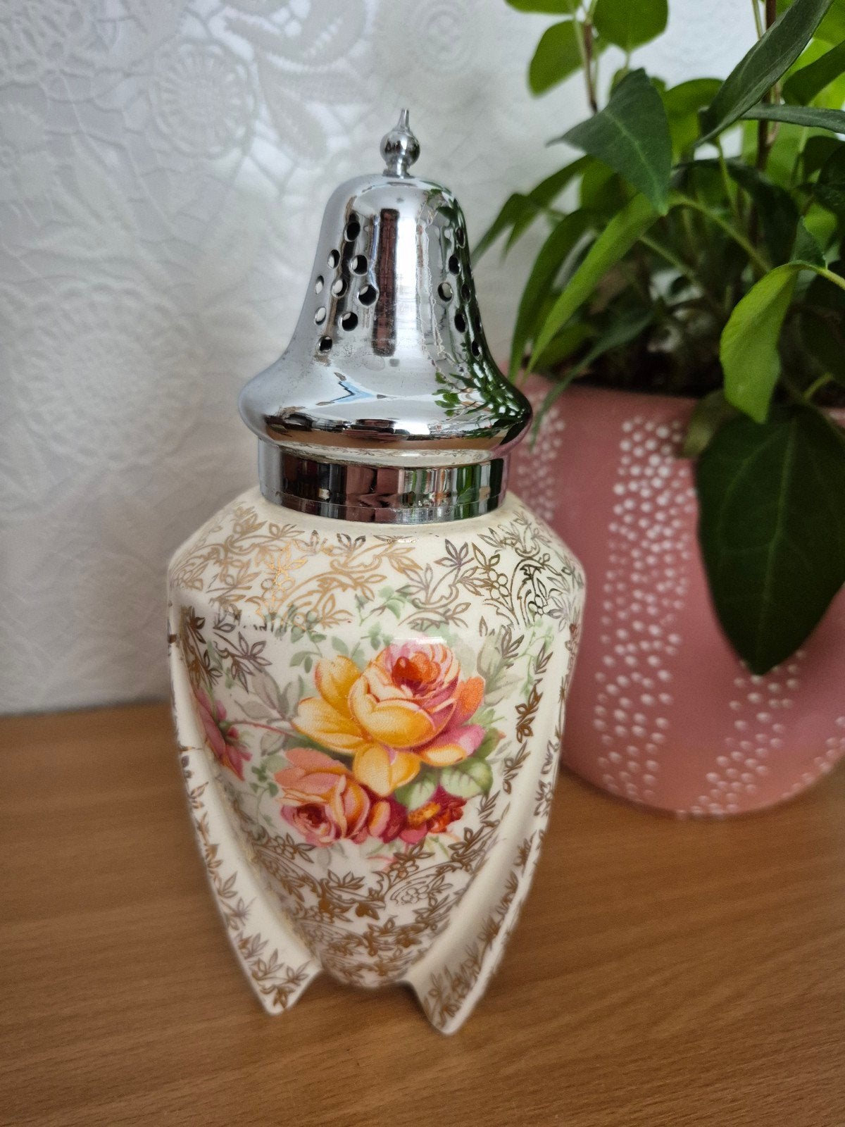 Mooie vintage Engelse Wilkinson porseleinen suikerstrooier, Ophalen of Verzenden