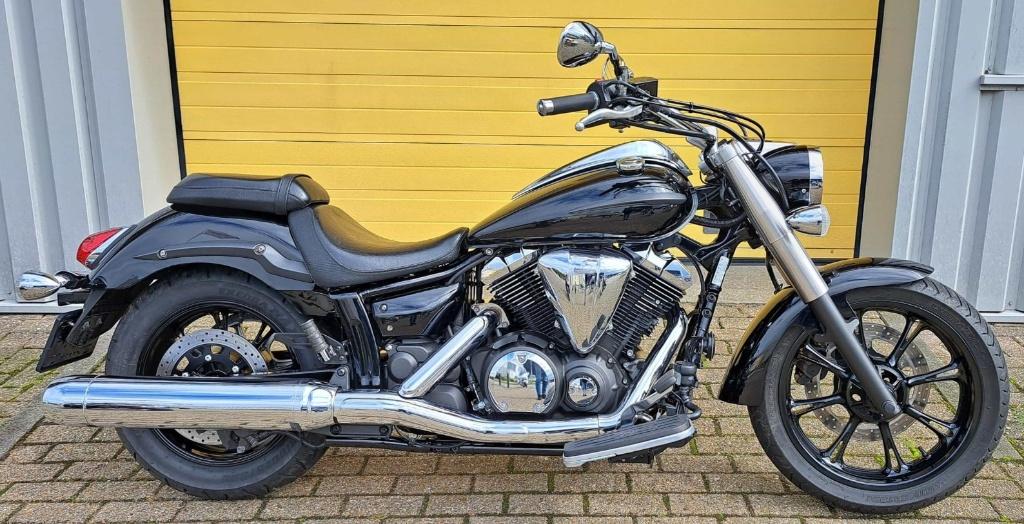YAMAHA XVS 950 MIDNICHT STAR, 2 cilinders, Chopper, Gebruikt, Particulier