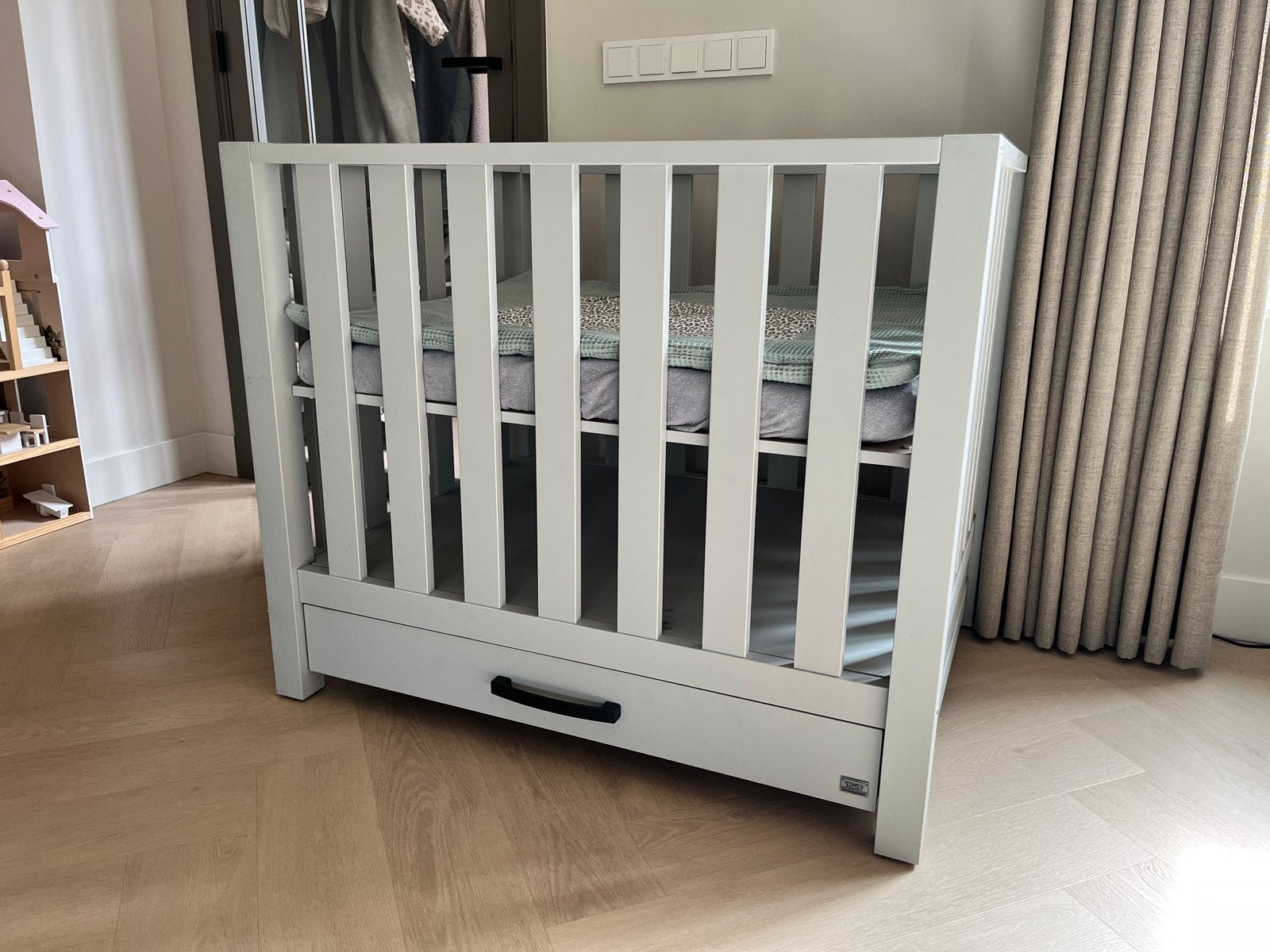 Twf babybox lichtgrijs, Ophalen, Zo goed als nieuw, Lade