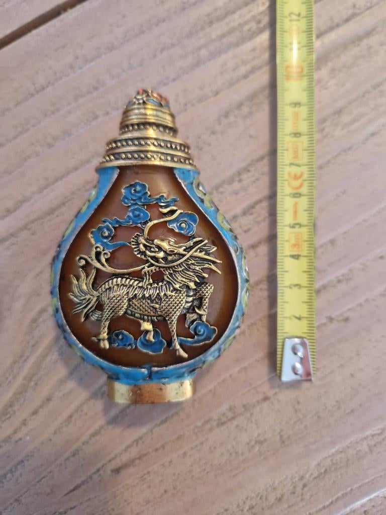 Verschillende antieke parfumflesjes uit China. 20 euro p.st., Antiek en Kunst, Ophalen of Verzenden