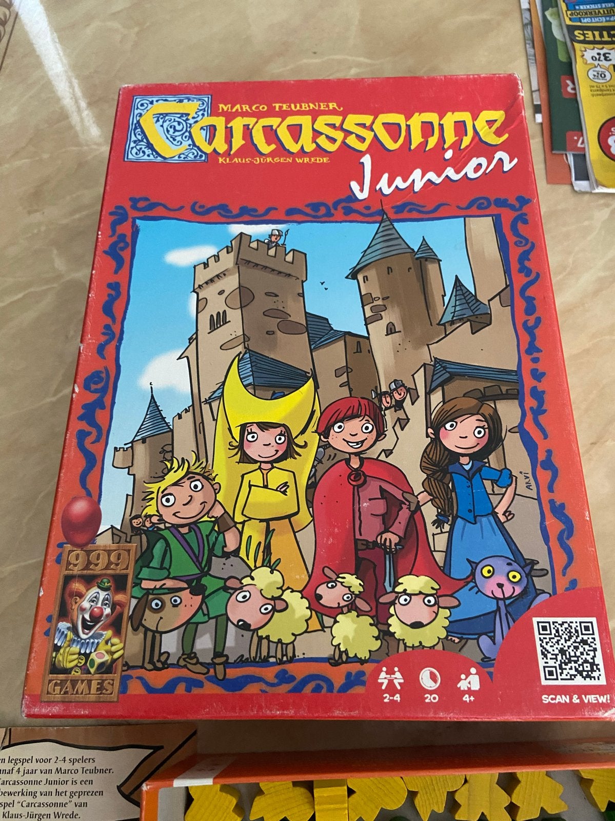 Carcassonne Junior bordspel -  999 games, Drie of vier spelers, Ophalen of Verzenden, Zo goed als nieuw
