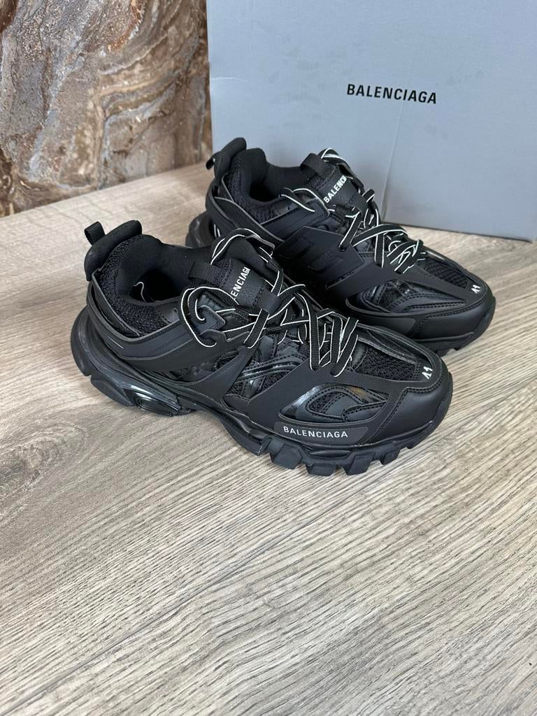 Balenciaga Track – Nieuwe Sneakers – Zwart – Maat 39-, Kleding | Heren, Schoenen, Ophalen of Verzenden, Zwart, Sneakers of Gympen