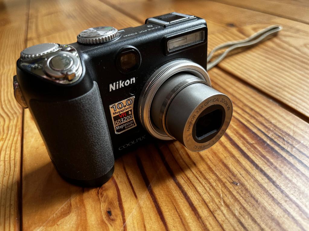 Nikon Coolpix P5000, Audio, Tv en Foto, Fotocamera's Digitaal, Ophalen, Gebruikt, Compact, 10 Megapixel