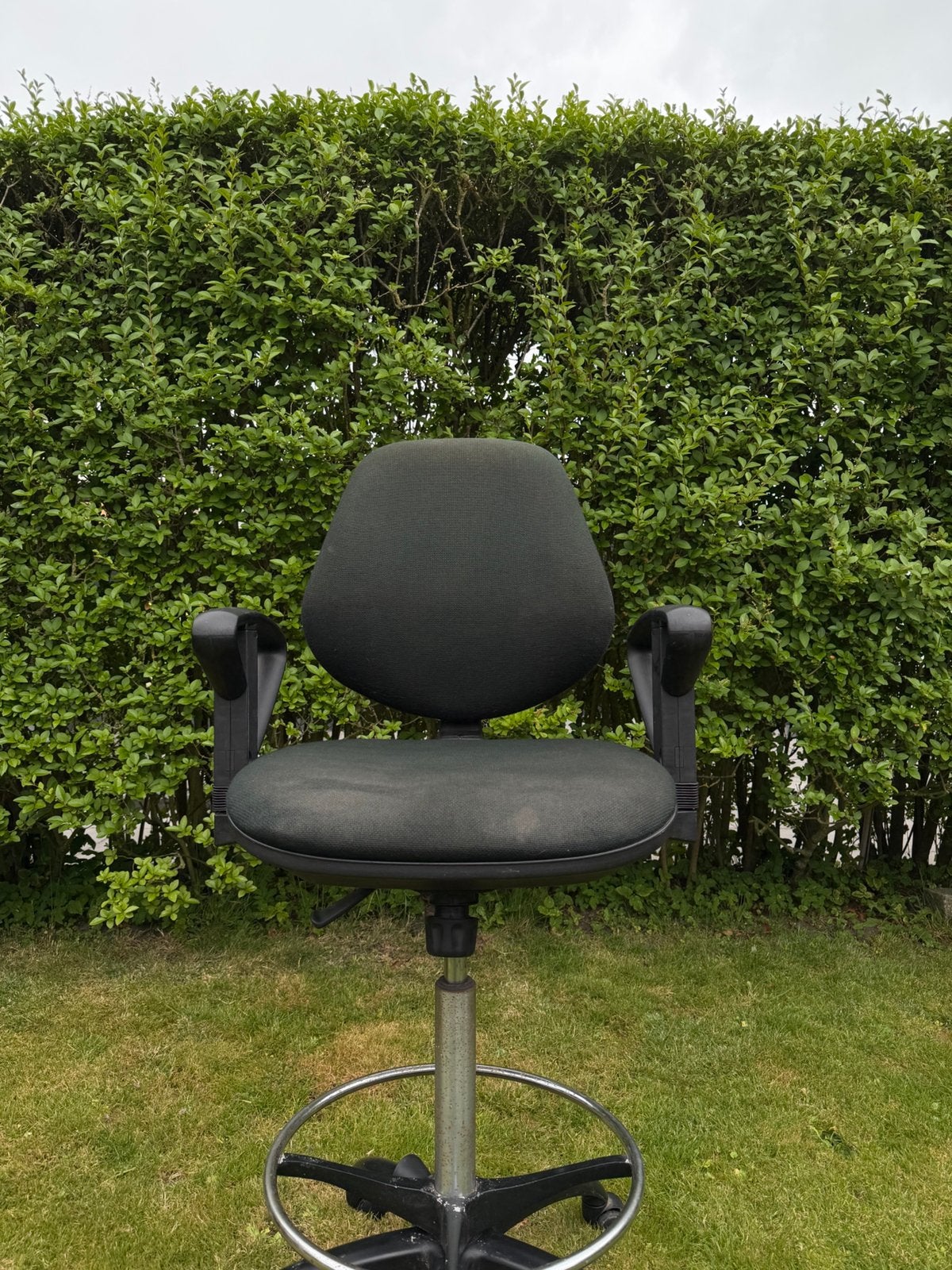 Werkstoel/bureaustoel, Ophalen, Zo goed als nieuw, Zwart