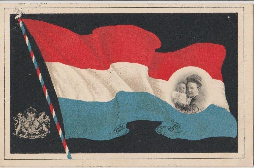 1910 ned. vlag koningin moedergeluk baby, Ophalen of Verzenden, Voor 1920, Gelopen, Feest(dag)