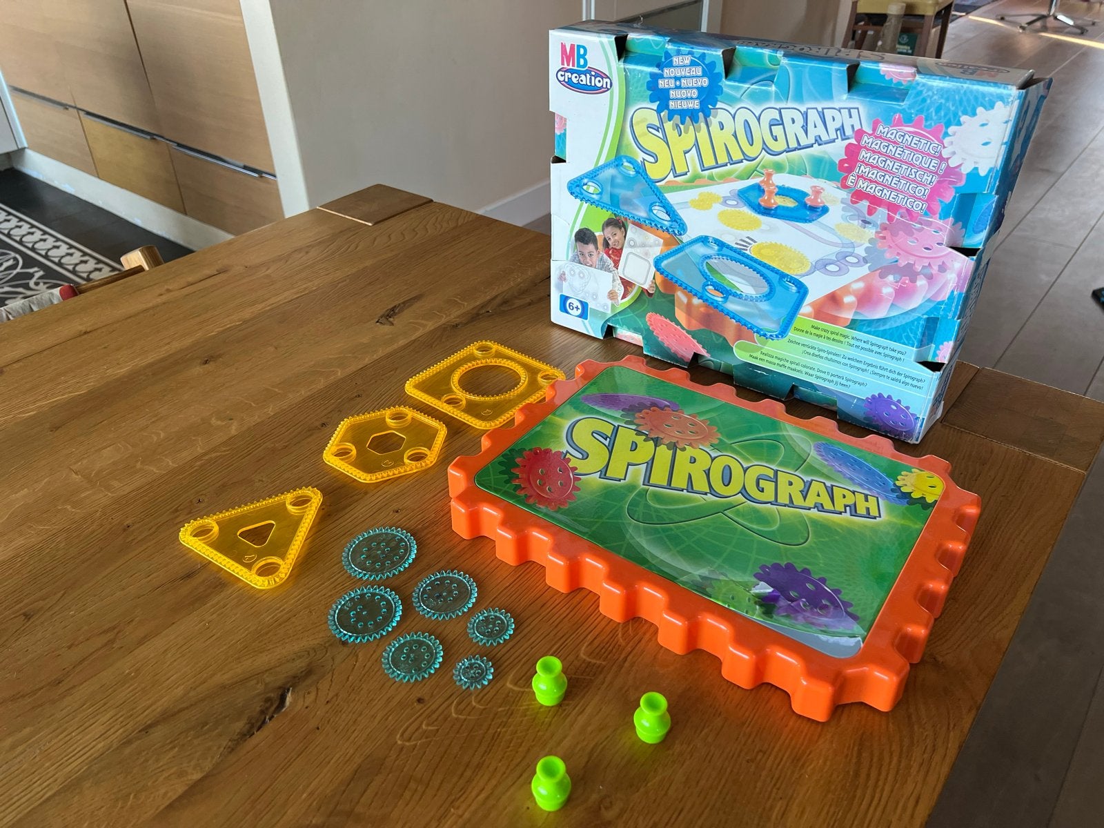 Gebruikte Magnetische Spirograph MB - Mist 1 Rader, Ophalen of Verzenden, Gebruikt, Knutselen