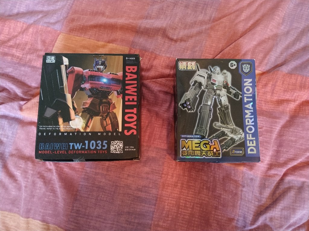 Transformers One Optimus Prime (Baiwei) en Megatron (Jingke), Overige generaties, Ophalen of Verzenden, Zo goed als nieuw, Autobots
