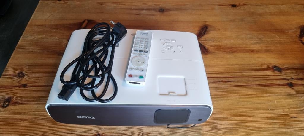Benq w2700 beamer, Ophalen of Verzenden