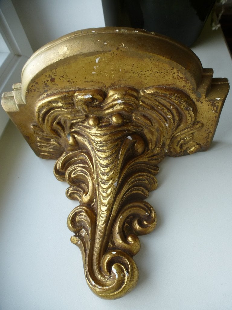 OUDE ZWARE GIPSEN MUURCONSOLE, Antiek en Kunst, Verzenden