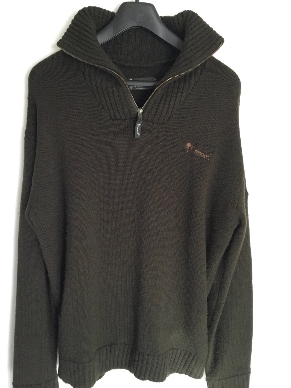 Pinewood Trui met rits en lichte beschadiging, Maat L, Kleding | Heren, Ophalen of Verzenden, Gedragen, Maat 52/54 (L), Groen