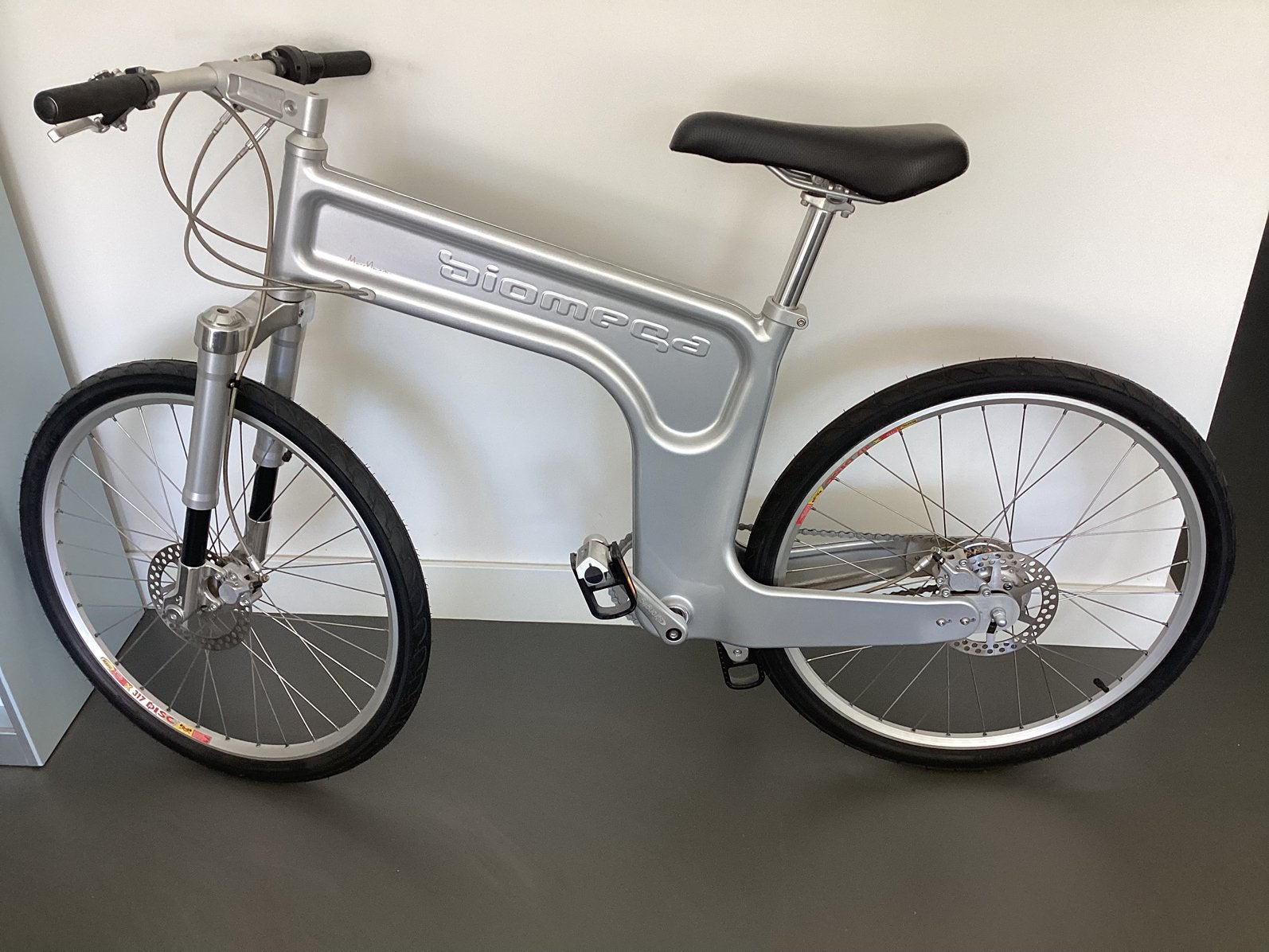 Biomega MN01 design fiets Marc Newson Nieuw Voor verzamelaar, Overige merken, 10 tot 15 versnellingen, Ophalen of Verzenden, Zo goed als nieuw