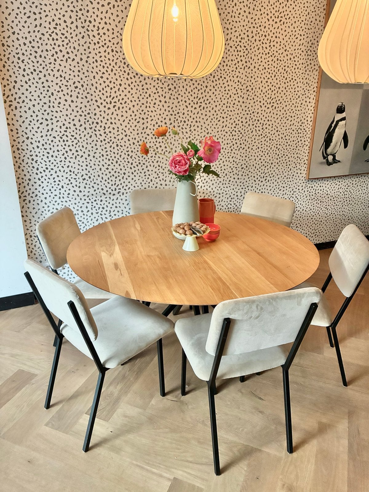 Studio Henk - quadpod eettafel 140cm Butterfly, Ophalen, 100 tot 150 cm, Zo goed als nieuw, Vier personen