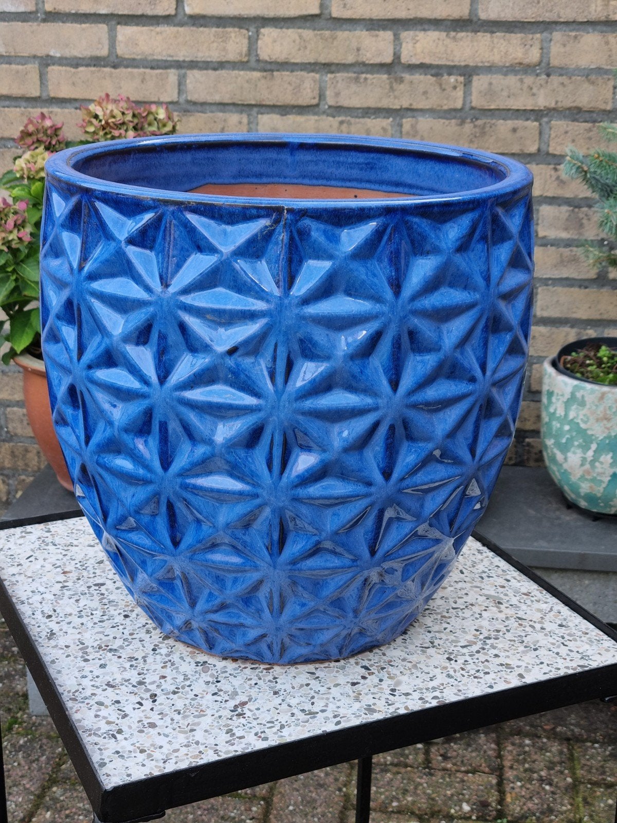 🌟 🌟  schitterende  blauwe  bloempot, Ophalen, Steen, Rond, Zo goed als nieuw