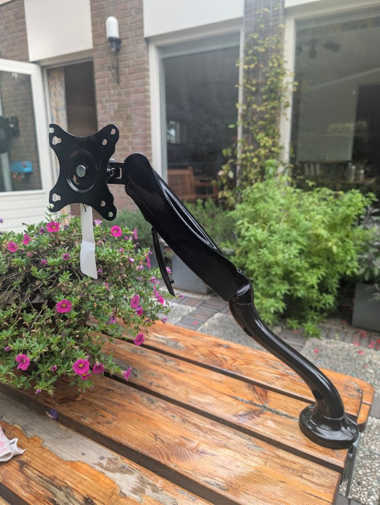 Te koop: Zwarte Monitorbeugel met Gasveer (10 t/m 32 inch), Diversen, Ophalen, Gebruikt