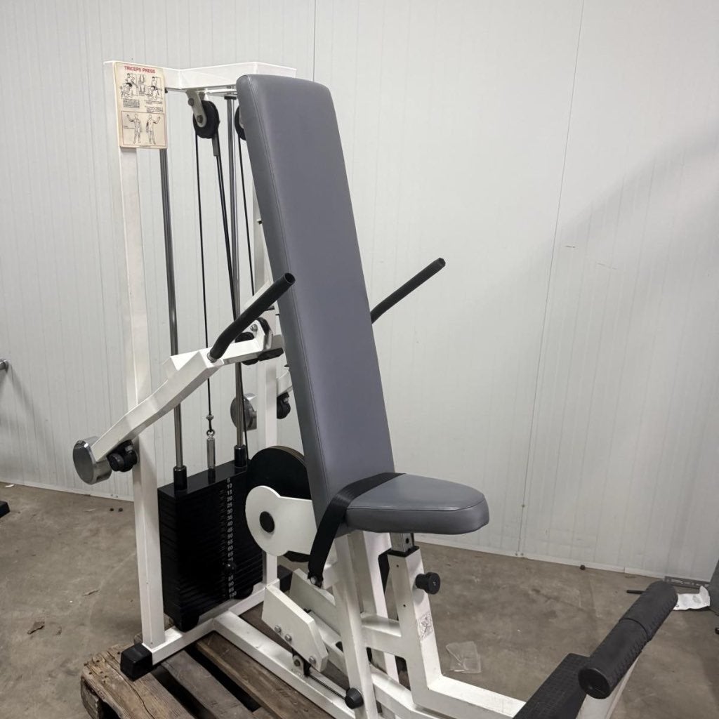 Technogym Tricep dip / Seated dip/ Triceps / Trizep, Ophalen, Gebruikt, -, -