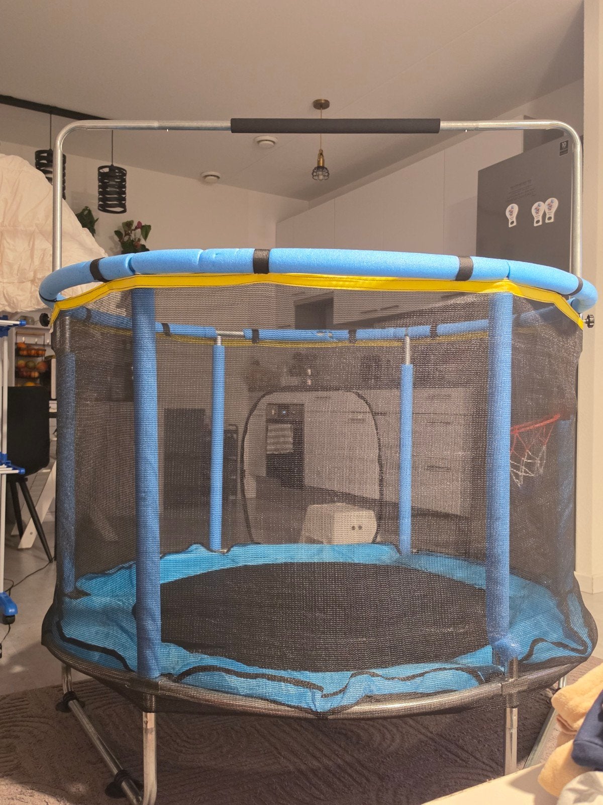 Trampoline met veiligheidsnet en accesoires, Ophalen