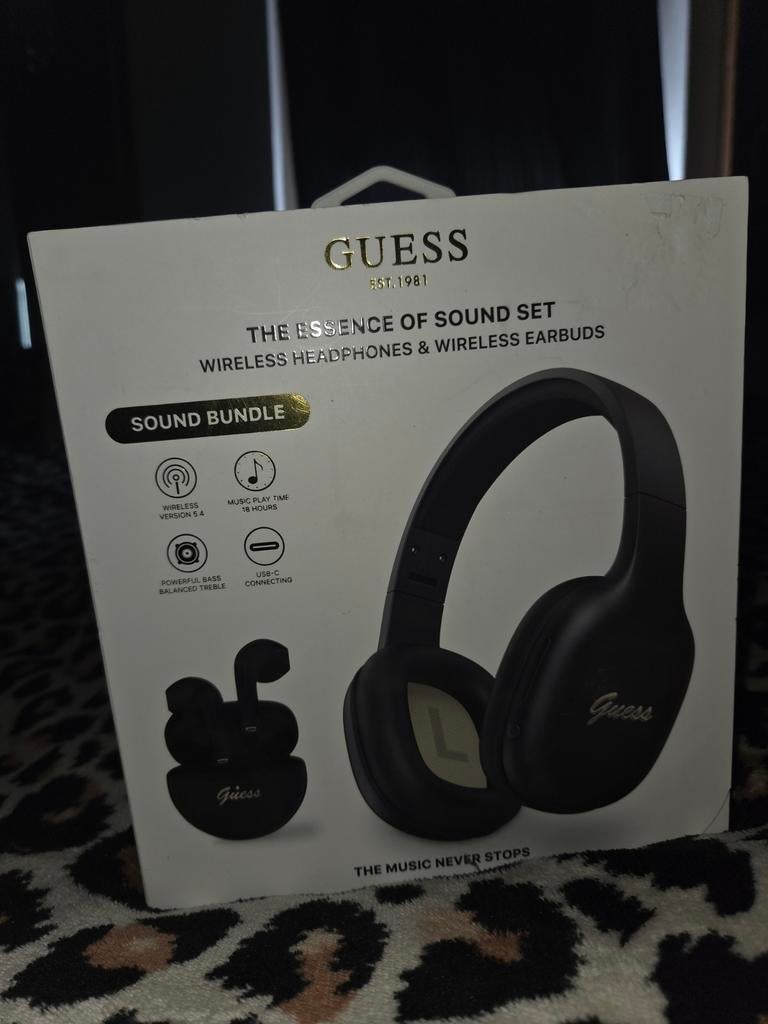 Guess Draadloze Koptelefoon & Earbuds Set - Nieuw, Ophalen of Verzenden