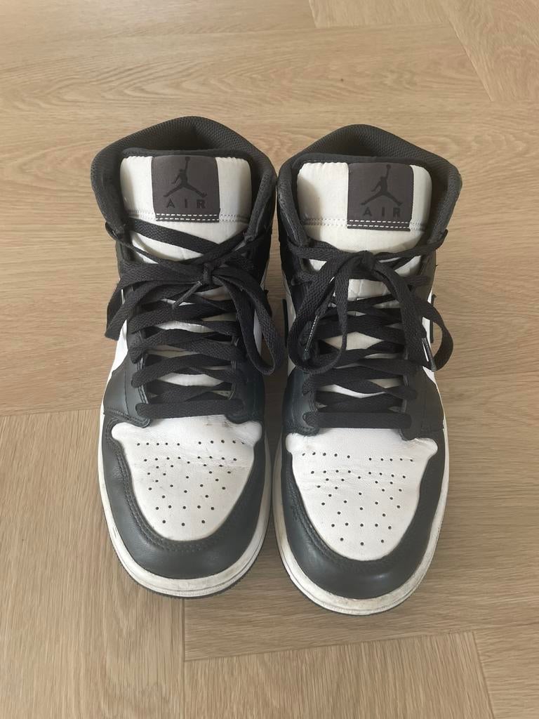 Air Jordan 1, Sport en Fitness, Basketbal, Ophalen, Zo goed als nieuw, Schoenen