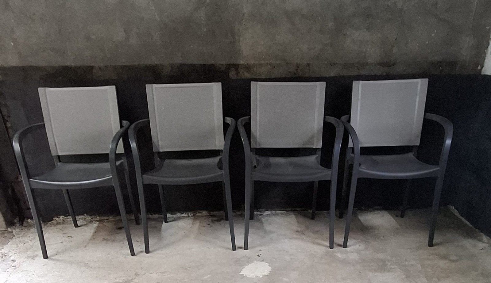 26 x Grosfillex terrasstoelen terras stoelen horeca tuin, Kunststof, Zwart, Ophalen of Verzenden, Zo goed als nieuw
